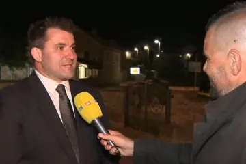 Procesija na Hvaru, stiže i Plenković! Bivši križonoša: 'Čast je to kao Sinjska alka, križevi imaju i 15 kg'