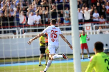 Bivši dinamovci zabijali u BiH, Rusiji i drugoj engleskoj ligi: Zrinjski dobio mostarski derbi