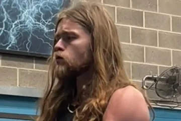 Navukla se na muškarčinu s bradom pa pustila suzu kada se obrijao: 'Iz vikinga se pretvorio u Kate Moss'