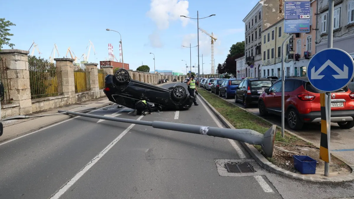 Pulska riva zbog prometne nesreće zatvorena za promet - Net.hr