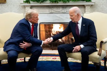 Trump se sastao s Bidenom u Bijeloj kući. Prva dama dala mu je pismo