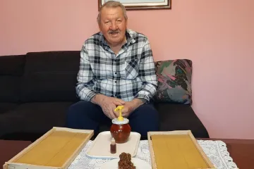 Iskusni pčelar: 'Ovako ćete prepoznati pravi med, jednostavno je'