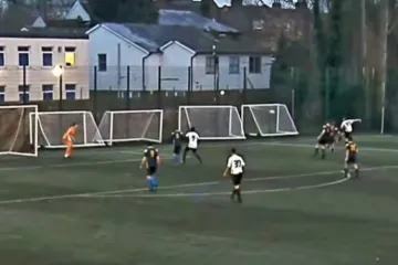 Za ovo će imati besplatna pića cijeli život: Amater zabio strašan gol, identičan jednom od najboljih svih vremena