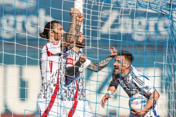 Divlja utakmica na Maksimiru! Remi Dinama i Hajduka uz dva isključenja: Zaiskrilo na kraju susreta