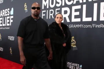 Bianca Censori objavila fotografiju na kojoj je potpuno naga: Nosila je samo potpetice