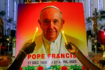 Otkrivene posljednje riječi Pape i kome ih je uputio: Vatikan objavio kad ga javnost može vidjeti