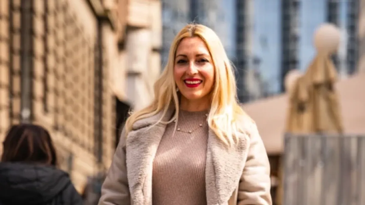 Zagrebačka špica obožava Chanel: Elegantna plavuša pokazala kako nositi nježne nijanse