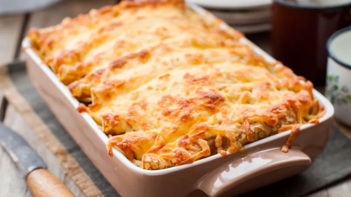 Recept za sočne zapečene palačinke punjene sirom i špinatom