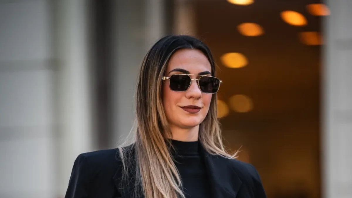 Crna, čipka i kratki top: Zgodna misica u pobjedničkoj kombinaciji osvojila špicu