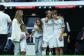 Modrić odigrao posljednju utakmicu za Real na Santiago Bernabeuu! Ljudi su plakali, Madrid mu se poklonio kao nikome