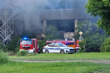 Tomašević: 'Bio sam s vatrogascima do kraja'. Što se zapravo skladištilo u podrumu nikad završene bolnice?