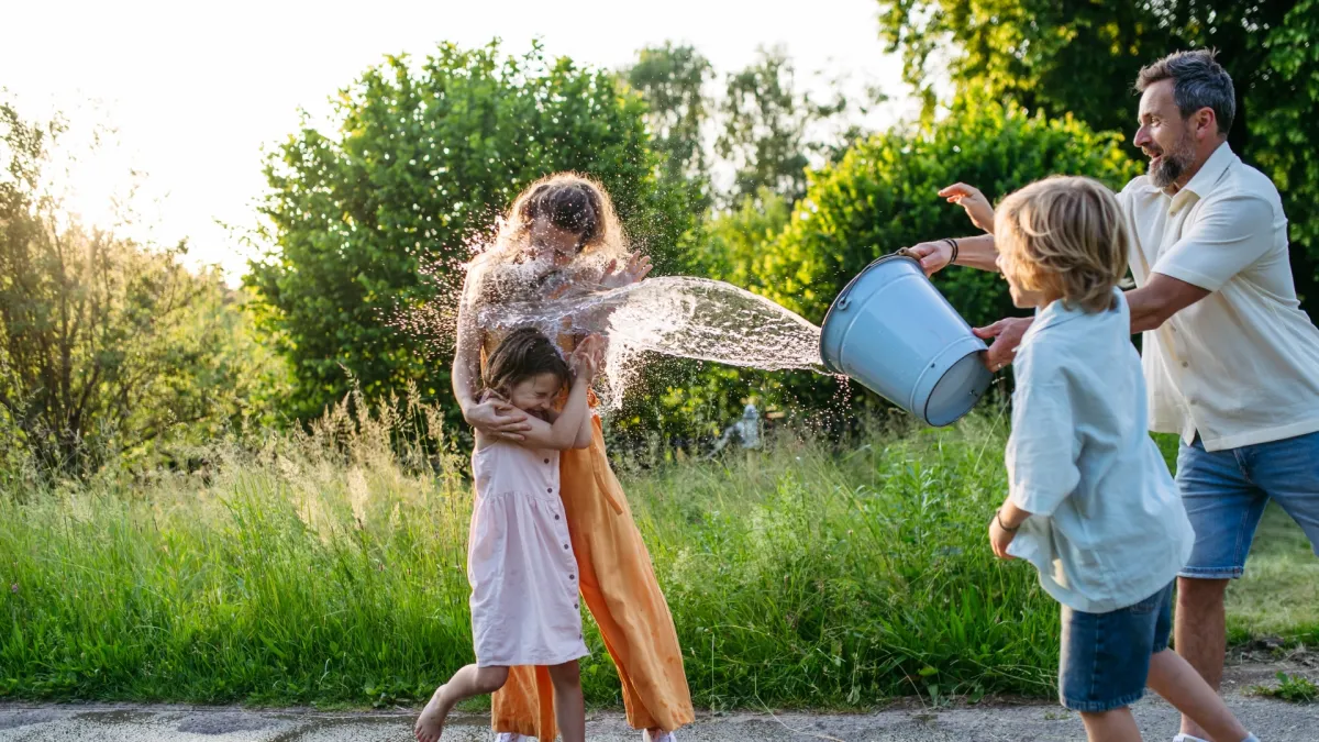 Kako se slavi Uskrs diljem Europe? Potraga za pisanicama, polijevanje vodom i igranje binga