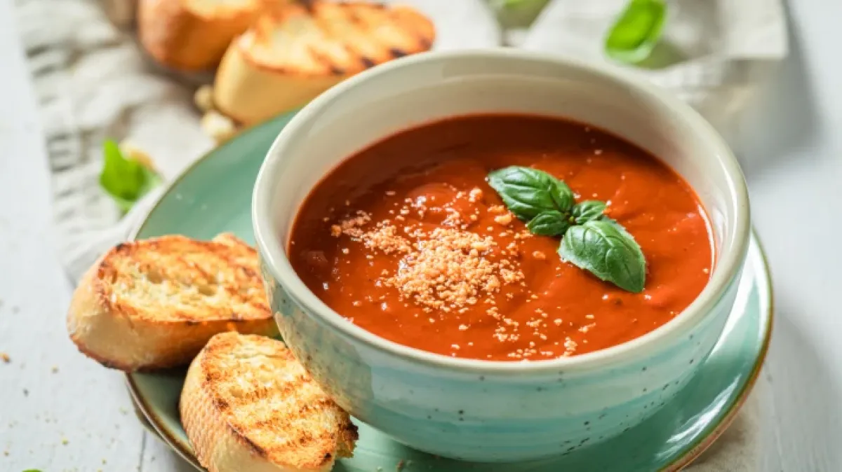 Juha od rajčice najbolji je izbor, imamo tri recepta za različite ukuse