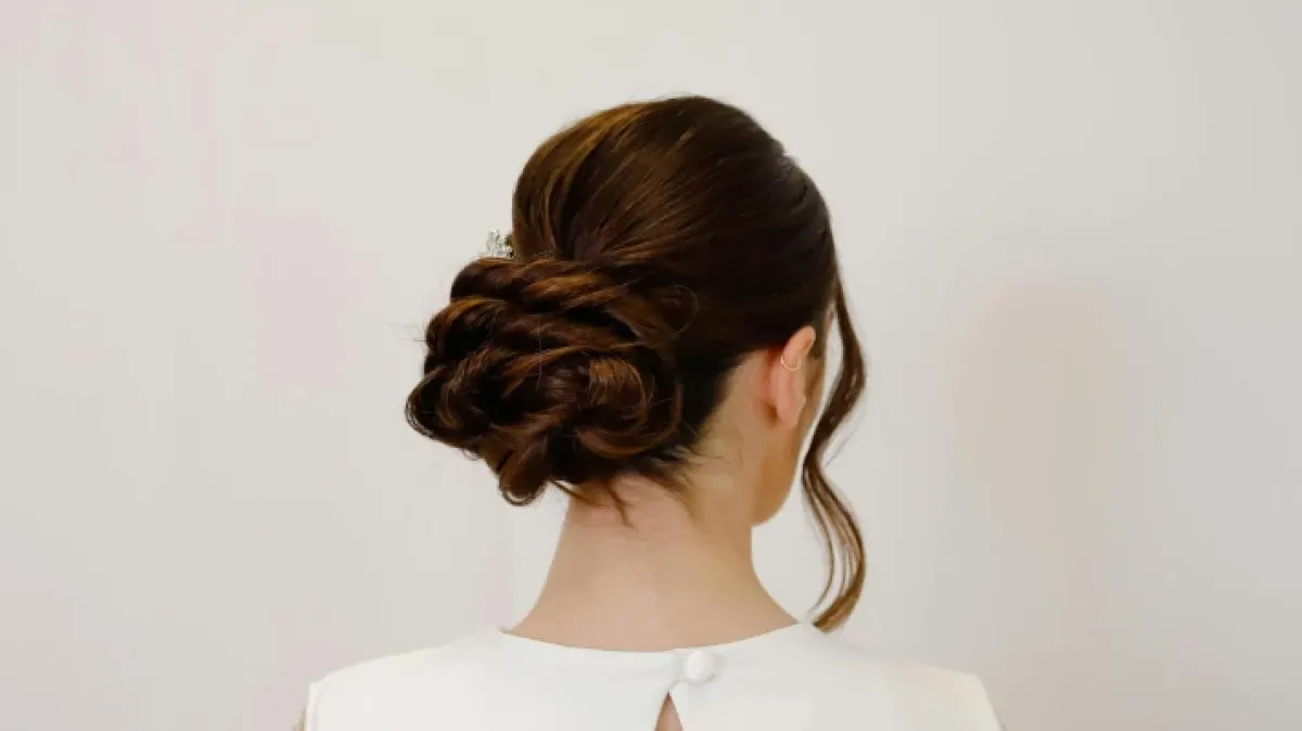 Savršena frizura za krizmu? Donosimo ideje koje su uvijek u trendu