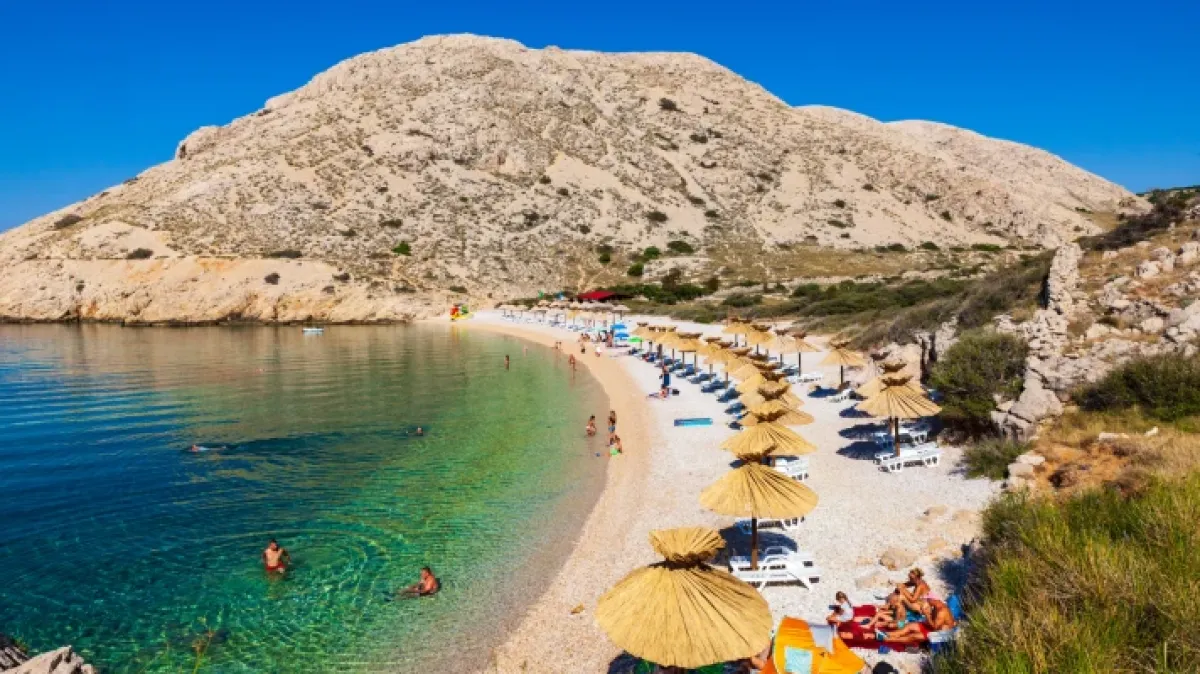 Vodič kroz najljepše plaže Istre i Kvarnera koje ovo ljeto morate posjetiti
