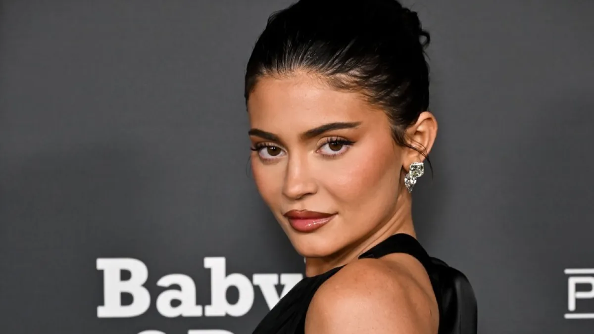 Najveću nesigurnost pretvorila je u milijunski biznis: Ovako se Kylie Jenner mijenjala kroz godine