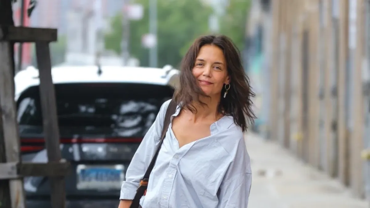 Ove bezvremenske cipele vraćaju se ove jeseni, a već ih nosi Katie Holmes