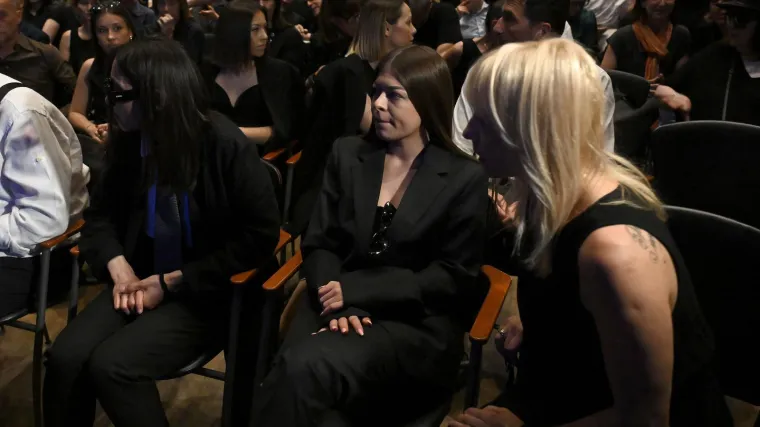 Neutje&scaron;na kći Matije Dedića nije mogla sakriti tugu na komemoraciji