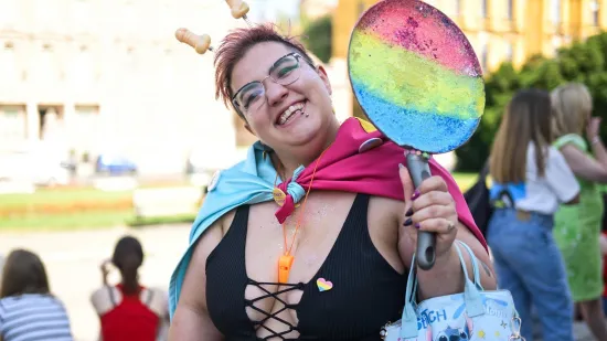 Najglasnija Povorka ponosa dosad! Zagreb nikad nije bio &scaron;areniji: 'Bez podjele na rozo i plavo'