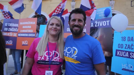 Dok su se u Zagrebu vijorile dugine boje, Splitom se hodalo za život: Pogledajte atmosferu