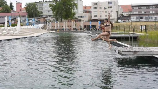Otvoren prvi biolo&scaron;ki bazen u Hrvatskoj: Mnogi se već kupaju, a pogledajte kako izgleda