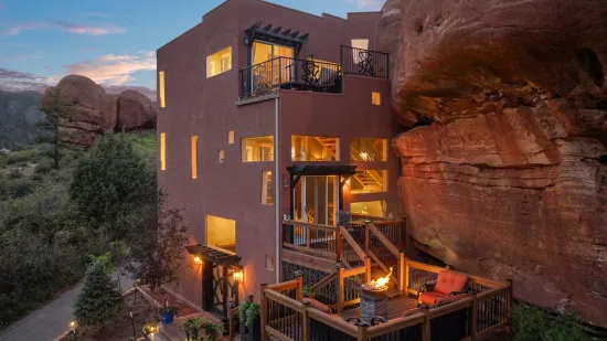 Prodaje se vila 'Kuća obitelji Kremenko': Napravljena je uz stijenu staru 200 milijuna godina