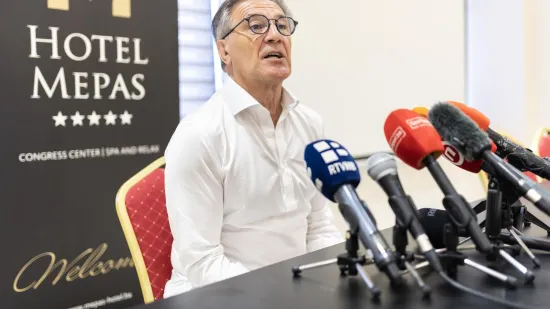 Mamić molio Milanovića za oprost, a pažnju ukrao skupocjeni detalj na njegovoj ruci