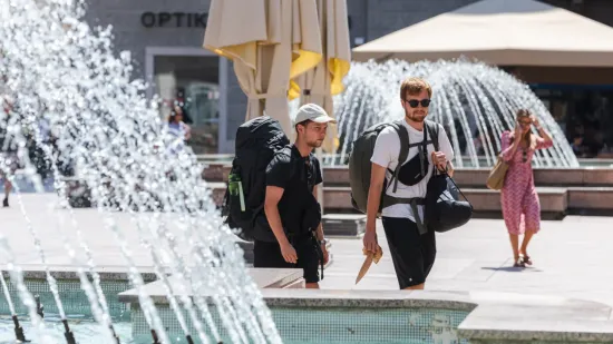 Tlo gori, a samo najhrabriji su iza&scaron;li u centar: Riječani navikli na toplinski val