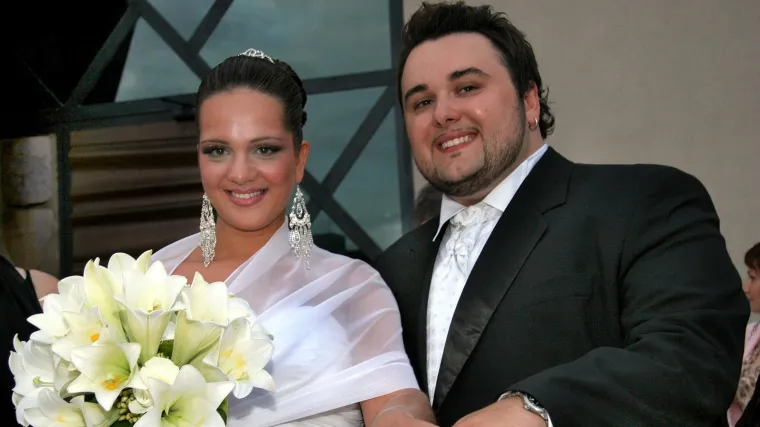 Dok ju je prosio, upao je u &scaron;aht. Ipak je pristala, a danas slave 20 godina braka