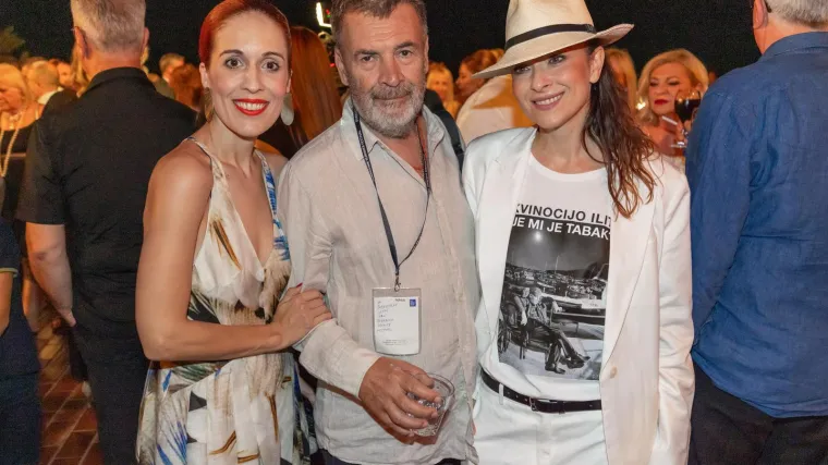 Skandali joj nisu naru&scaron;ili ljepotu: Helena Minić Matanić u javnosti nakon dugo vremena