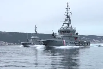 Posjetili smo ratnu luku Lora: Pogledajte kako se mornarica priprema za vojni mimoplov