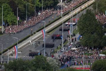 Milanović dao zapovijed i krenulo je! Traje vojni mimohod u čast 30 godina 'Oluje'