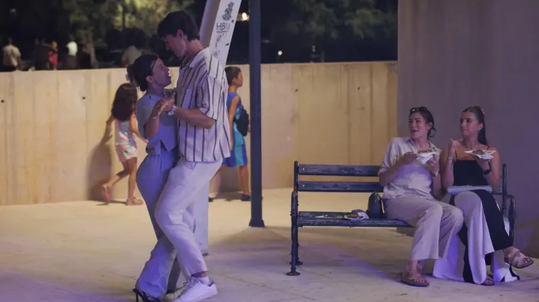 Ba&scaron; su slatki! Zaljubljeni golupčići romantičnim plesom ukrali show u Petrčanima