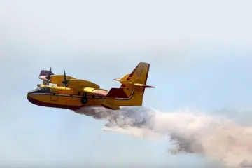 Kanader, air-tractor i 15 vozila borilo se s požarom kod Zadra, oglasio se zapovjednik vatrogasaca
