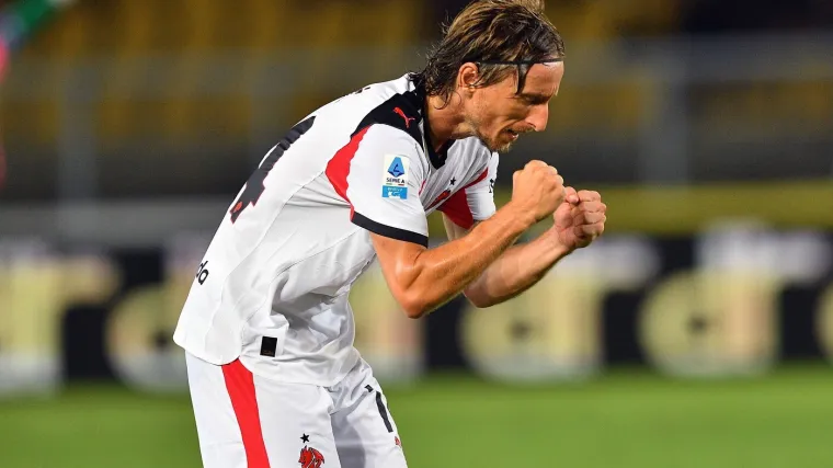 'Harry Potter dodavanja': Nogometni svijet klanja se Modriću