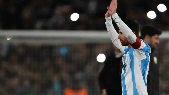 Fotografije za povijesti: Messi pozdravio Argentinu, jasno se vidi i tko ga je ispratio s tribina