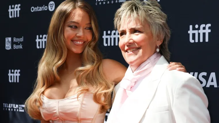 Ovako to izgleda kada svjetske face prošetaju crvenim tepihom: Sydney Sweeney ponovno izazvala 'kaos'