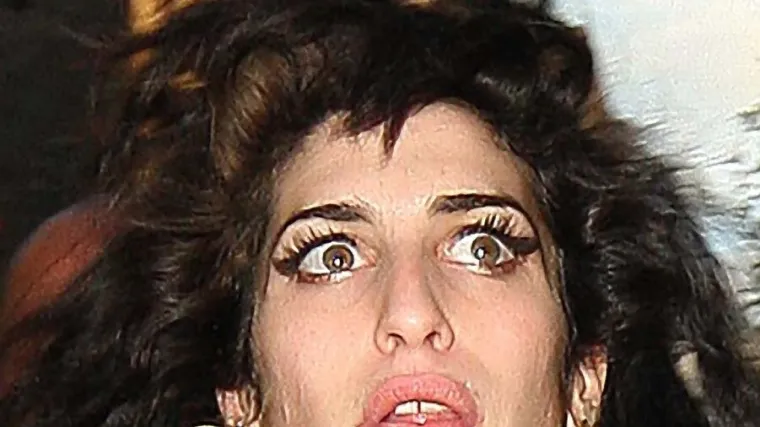 Borba s drogom, alkoholom i demonima: Ovo su najšokantnija izdanja legendarne Amy Winehouse
