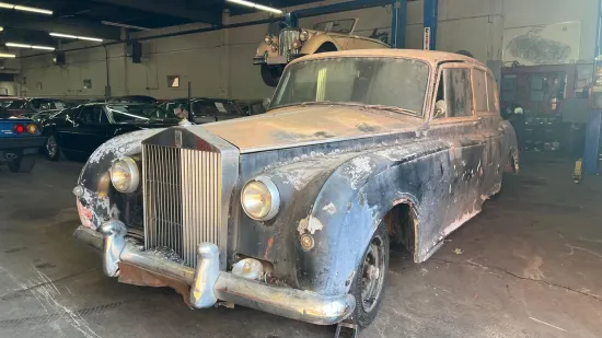 Star 64 godine, zahrđao i uništen: Ovaj auto prodaje se za cijenu od koje će vam se zavrtjeti u glavi