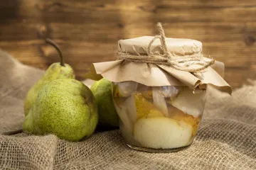 Imate viška voća? Pripremite kompot od jabuka i krušaka i uživajte u okusu