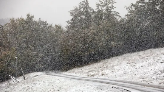 Prvi snijeg zabijelo Platak: Teško je vjerovati da su ovo jesenski prizori