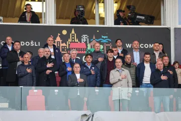 Pazite u čijem društvu Dalić i Mandžukić gledaju mlade Vatrene