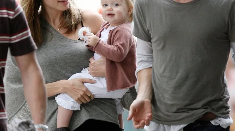 Biološka kći Brada i Angeline u potpunosti promijenila izgled: Rijetki bi je danas prepoznali