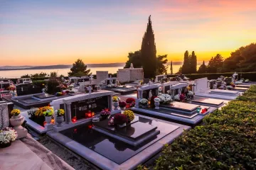 Danas je Dušni dan. Znate li njegovo značenje i zašto molimo za mrtve?