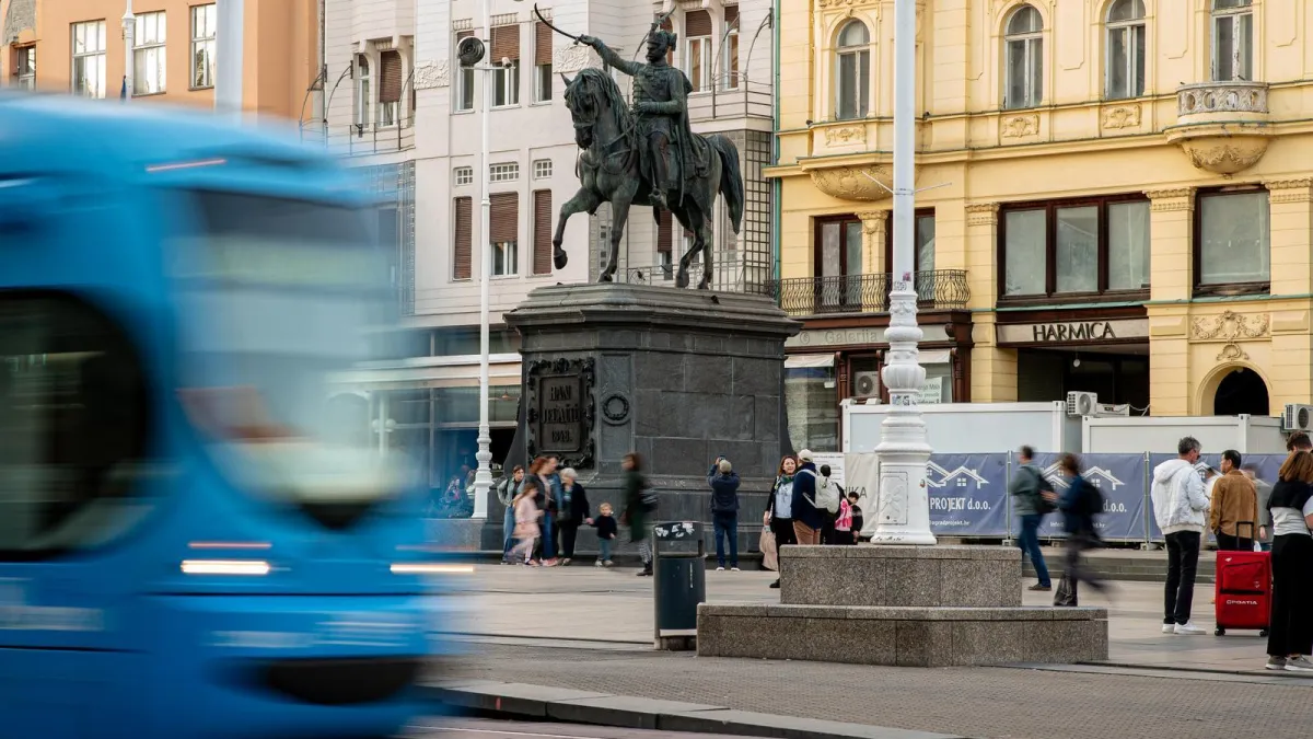 Očekujte gužve: Centar Zagreba bit će večeras zatvoren za promet, evo o kojim ulicama je riječ
