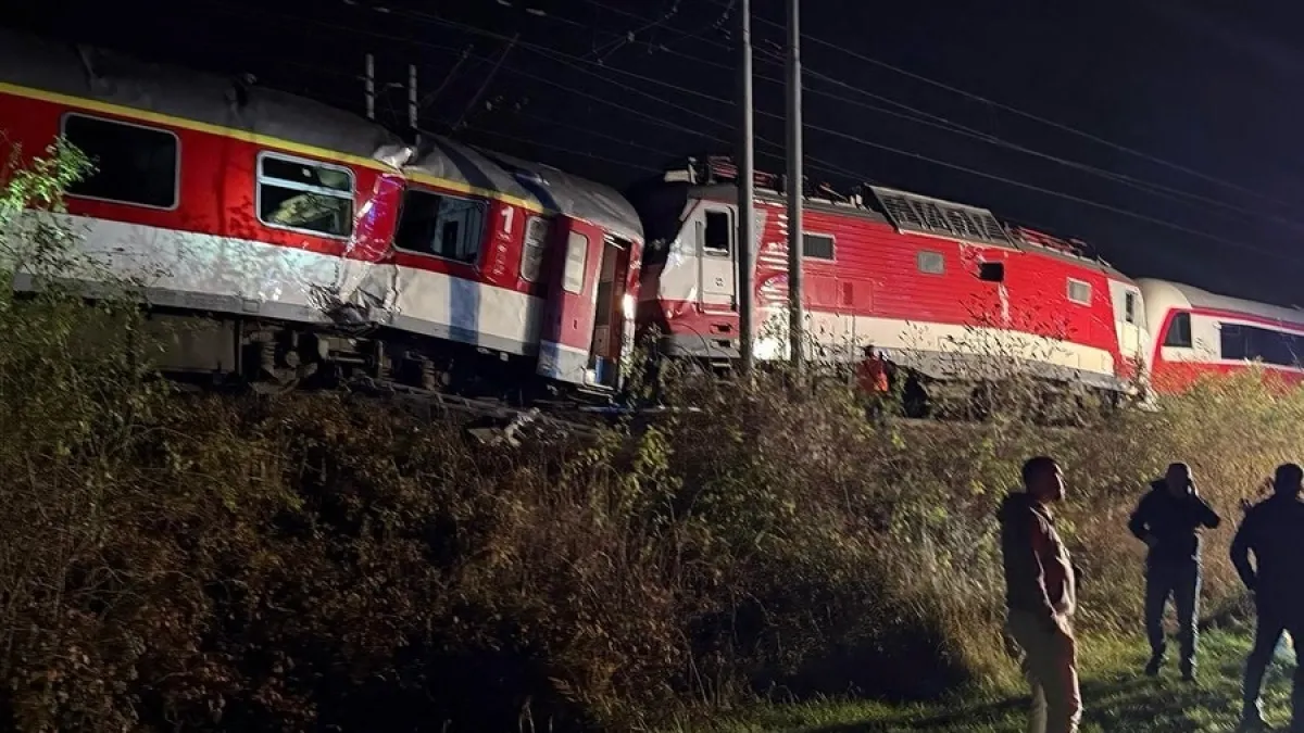 U sudaru vlakova deseci ozlijeđenih: 'Udarila sam glavom, nastao je mrak'