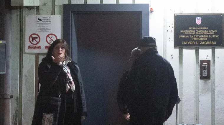 Ovako se nekadašnja Plenkovićev miljenica oprostila od slobode: S dva kofera ušla je u Remetinec