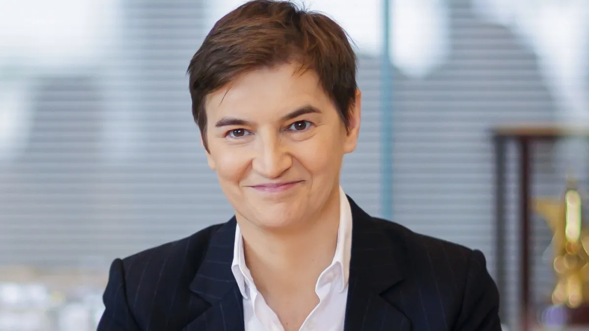 Ana Brnabić nekada je njegovala drugačiji izgled: Rijetki bi je prepoznali s dugom kosom