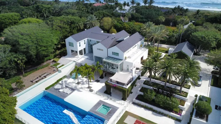 Slavni sportaš živi u megaluksuznom 'bunkeru' na otoku Jupiter vrijednom 54 milijuna dolara