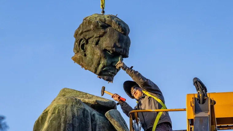 Tito više nije bezglav, glava mu je opet na ramenima: Pogledajte kako su mu je vratili